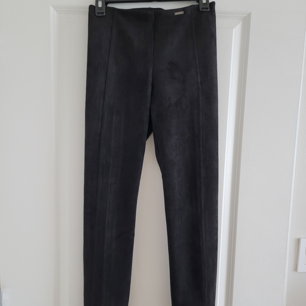 Tahari black leggings